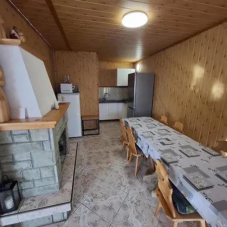 Pod Romanka Гостьовий будинок *